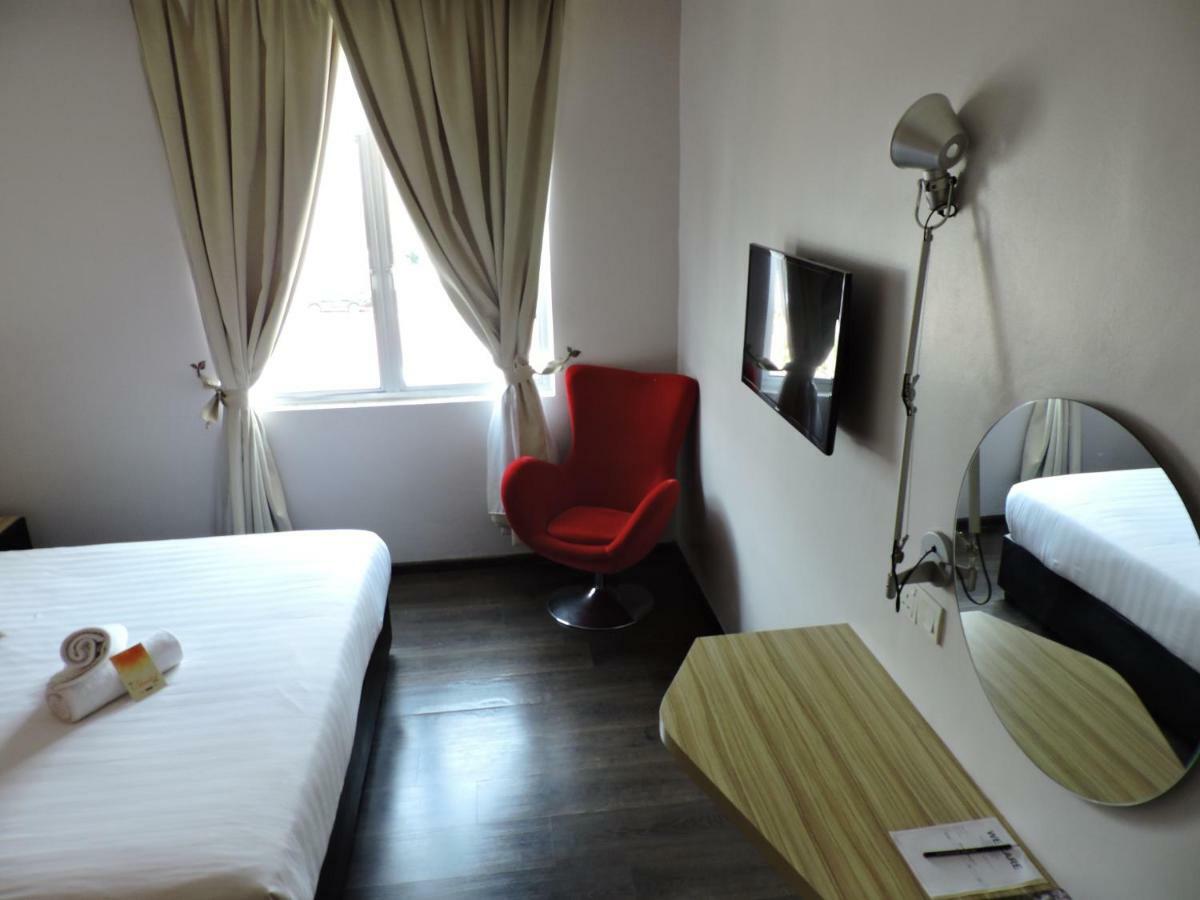 פראי The Blanket Hotel Seberang Jaya מראה חיצוני תמונה